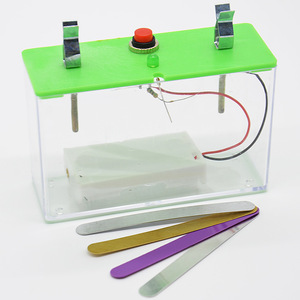 Green (transparent box) material for testing the conductivity of objects, elementary school science experiment equipment, and - Product Image 3