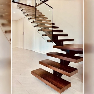 Marche d'escalier personnalisée 2026 avec support de poutre en bois de chêne rouge américain et hêtre - Product Image 3