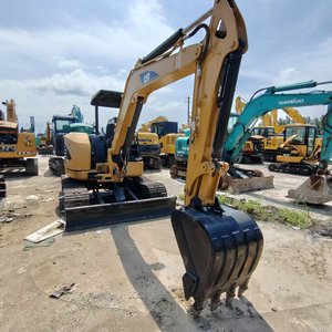 Offre Spéciale – Excavatrice Compacte CAT 304C CR d'Occasion, Bien Entretenue, à Prix Abordable, Idéale pour les Projets d'Aménagement Paysager au Burundi et en Jordanie - Product Image 2
