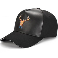 2025 Casquettes de baseball en cuir brodées pour hommes avec logo personnalisé 5 panneaux par cadre Casquettes de sport en cuir PU Chapeaux Casquettes de baseball Snapback