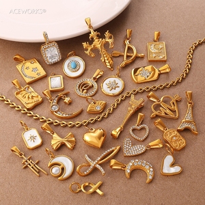 Icônes éternelles dorées |   Charmes symboles en acier inoxydable plaqué or 18K PVD pour la fabrication de bijoux |   Pendentif Cœur <span class=keywords><strong>Croix</strong></span> Lune Céleste - Product Image 6