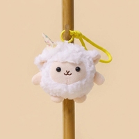 En gros, Mini mignon pendentif brebis en peluche douce, breloque de sac, porte-clés pour boutique de cadeaux et machine à griffes