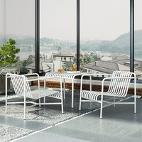 Ensemble table et chaise de plage d'extérieur, design moderne et minimaliste, résistant à l'eau et au soleil, structure en fer forgé, canapé de détente pour balcon/terrasse