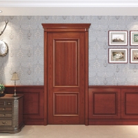 Porte en bois massif de luxe en bois naturel avec porte intérieure en bois massif résidentiel peint pour la maison