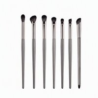 Nouvel ensemble de 7 pinceaux de maquillage pour les yeux en fibres synthétiques – Pinceaux de précision pour fard à paupières, estompage, contour des yeux, surligneur et sourcils