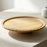Plateau en bambou festonné sur piétement, plateau de présentation décoratif surélevé pour gâteaux, fruits, décoration de table de cuisine, plateau de service en bambou de qualité alimentaire