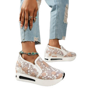 <span class=keywords><strong>Sneakers</strong></span> Slip-On da <span class=keywords><strong>Donna</strong></span> Verde Menta con Motivo Floreale in Pizzo - Suola con Cuscinetto d'Aria, Rete Traspirante, Scarpe Casual Eleganti e Comode per Donne - Product Image 6