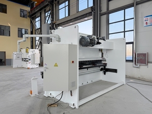 Máquina Plegadora de Chapa Metálica de Acero al Carbono Automática, Máquina de Doblado CNC, Precio de Fábrica - Product Image 3