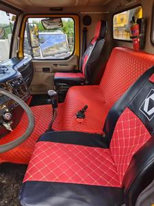 Grúa sobre Orugas Usada XCM-G QY70K-II de 70 Toneladas para Obras de Construcción, Telescópica de Alta Calidad con Motor PLC, Caja de Cambios y Bomba - Product Image 6