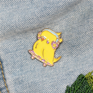 Insignia Creativa de Pájaro de Dibujos Animados, Personalizada, de Esmalte Suave, Galvanizada, Ecológica - Product Image 5