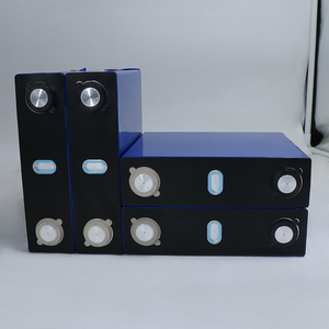 HHPOWER Prismatische LiFePO4 Lithium-Batterie 3,2V 135Ah für Solarenergiespeicherung mit 7000 Zyklen Lebensdauer - Product Image 2