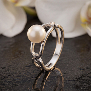 Bague en argent S925 avec perle d'eau douce creuse et zircone cubique, design original – Bijoux pour femmes élégants et minimalistes - Product Image 4