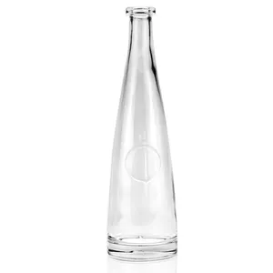 Garrafa de vidro colorida/transparente 500 ml/750 ml com design personalizado disponível para brandy e uísque