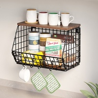 Panier de rangement suspendu personnalisé en fil métallique pour oignons et pommes de terre, panier à fruits empilable en métal avec couvercle en bois