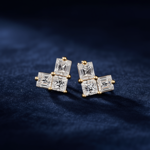 Orecchini a lobo di lusso placcati oro con diamanti taglio Princess, design geometrico per donna, gioielli da sposa, finitura 18K con montatura a griffe - Product Image 2