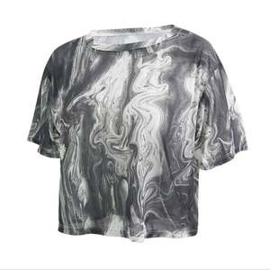 Top deportivo de Yoga de secado rápido de alta elasticidad para mujer con cuello redondo, manga corta, logotipo personalizable para verano, Fitness y correr - Product Image 2