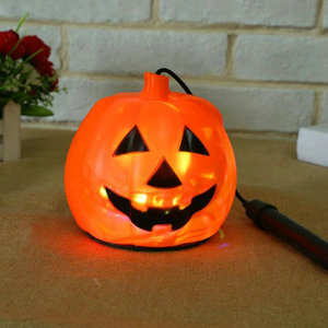 อุปกรณ์ตกแต่งฮาโลวีน โคมไฟฟักทองพกพาเรืองแสงเจ็ดสี ประดับดาวเต็มท้องฟ้า - Product Image 5