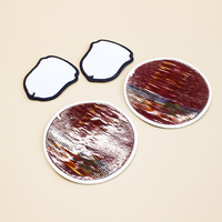Badges et écussons tissés personnalisés en gros, nouveau design, avec logo de club, pour vêtements, en forme de cœur, d'alphabet ou de fleur, technique de broderie