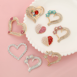 Breloques métalliques DIY avec logo pour vêtements, coques de téléphone, bijoux, décorations de luxe, accessoires pour coques et pinces <span class=keywords><strong>à</strong></span> cheveux - Product Image 1