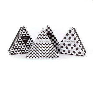 <span class=keywords><strong>Caja</strong></span> de Embalaje <span class=keywords><strong>Triangular</strong></span> de Cartón Personalizada para Regalos - Product Image 6
