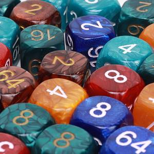 פנינת 22 מ "מ פנינת צבע קוביות אקריליות בצבע כחול כהה מספרים חרוט בצבע כתום כחול. - Product Image 1