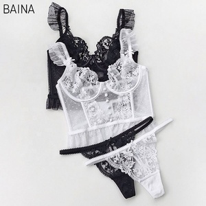 <span class=keywords><strong>Lingerie</strong></span> française ultra-mince maille brodée dentelle Perspective rassemblement façonnage soutien-gorge Sexy ensemble deux pièces pour les femmes - Product Image 5