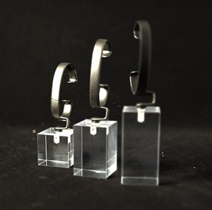 Lot de 3 blocs de présentation de montres en acrylique sur mesure avec support en C, tailles 40x40x40mm, 60x40x40mm, 80x40x40mm, pour vitrine de magasin - Product Image 5