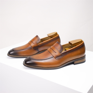 Zapatos de cuero artesanales para hombre, mocasines de negocios, de cuero de primera calidad, sin cordones, informales. - Product Image 5