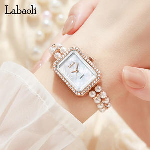 นาฬิกาข้อมือลูกปัดมุกสีขาวสไตล์วินเทจสุดหรู นาฬิกาควอทซ์ที่มีเอกลักษณ์และสง่างาม - Product Image 1