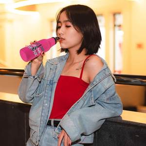 RYO Wine <b>Bottle</b> Insulator Sleeve with Zipper Neoprene Fashion 12oz Waterproof Jacket Keeps Wine <b>Warm</b> & Cold - Product Image 6