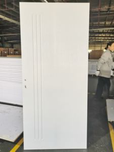 حمام من Yingkang مقاوم للماء في الشرق الأوسط تصميم شائع bc UPVC مركب تدفق 45 من بولي كلوريد الفينيل قوي WPC باب مجوف - Product Image 4