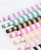 Papier d'emballage pour fleurs imperméable, matériau d'emballage pour bouquets de fleurs, papier rayé Han Su en stock