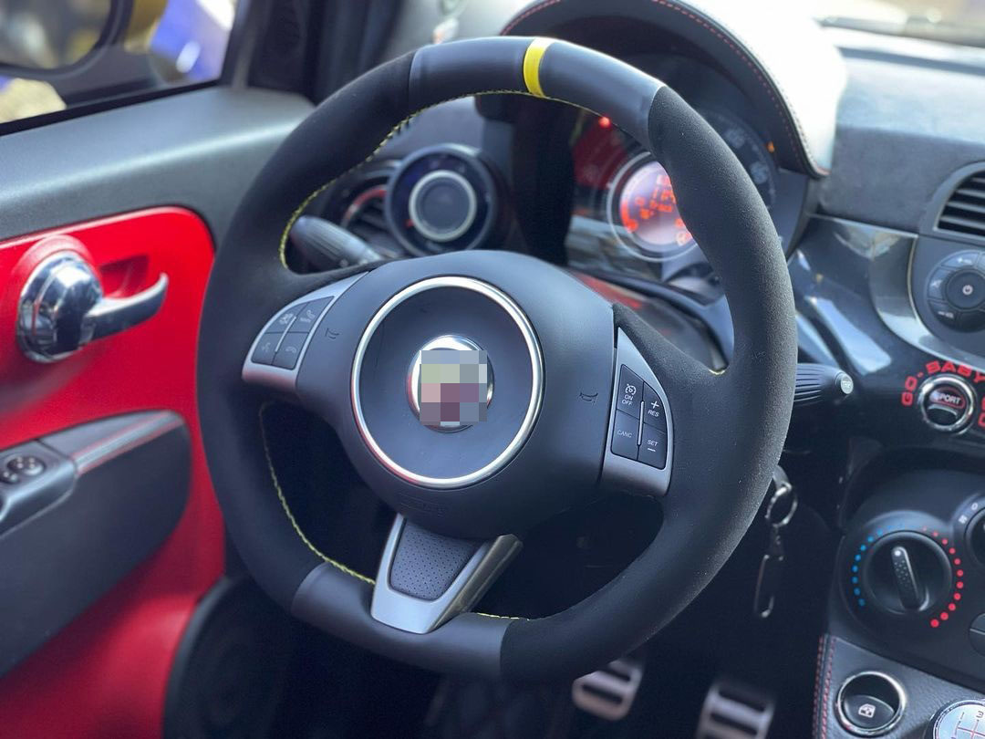 MEWANT Funda Para Volante De Coche De Piel Sintética + Gamuza Cosida A Mano Para Fiat Abarth 500 500C 2013-2017