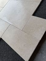 Carreaux de sol en marbre beige Galala d'Égypte, motif français, pour les sols intérieurs des villas et des hôtels