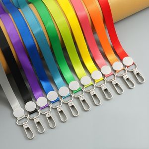 Cordones Reforzados de Primera Calidad con Accesorios Personalizados, Color y Tamaño a Medida para Negocios, Escuelas y Conferencias - Product Image 1