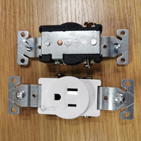 NEMA 5-15R אחת קיבול 15-Amp 125-וולט, 2 מוט 3 חוט הארקה, תעשייתי סחר, לבן