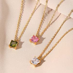 Collar de Acero de Titanio con Colgante Cuadrado de Zirconio, Chapado en Oro de 18k, Estilo Europeo y Americano, No se Desvanece, Venta al por Mayor - Product Image 2