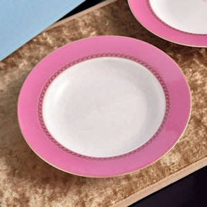 Ensemble de 2 assiettes creuses de luxe de 9 pouces en porcelaine fine, hautement recommandé, écologique, de bonne qualité, à prix compétitif - Product Image 3