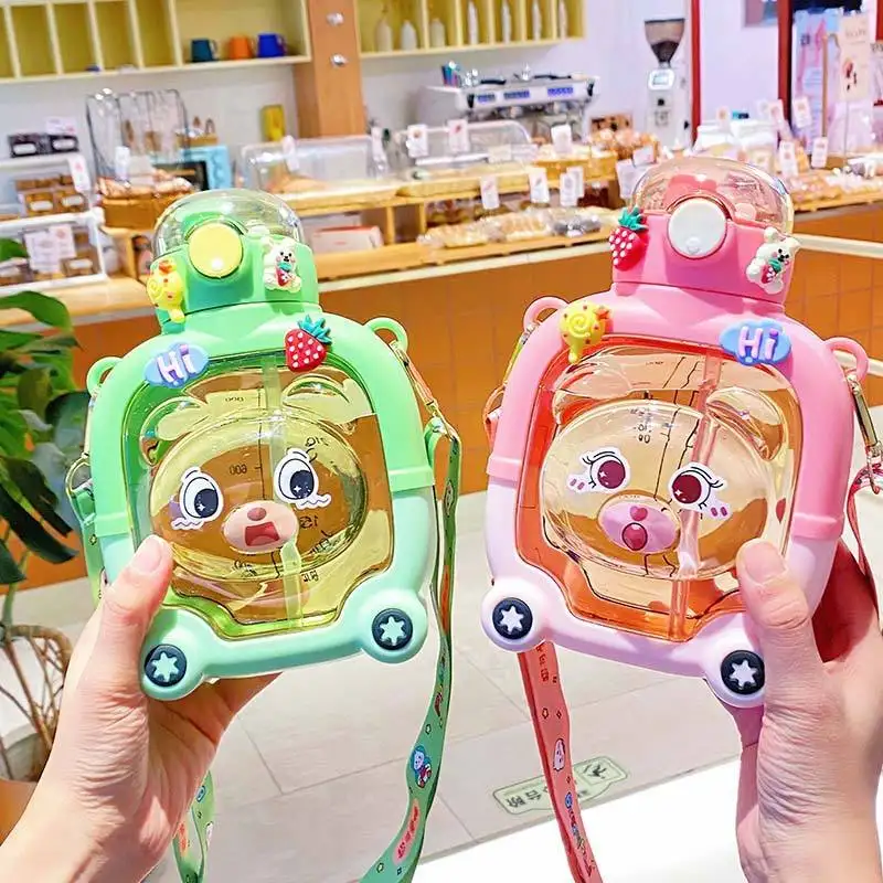 2023 Cute Children's Cartoon Bear Straw Water Bottles 1000ml Panda Plastic with Strap Students Camping PC Gym Business Gifts
