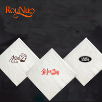 Serviettes en papier blanches jetables personnalisées en gros Serviette en papier de pâte de bois vierge pour restaurant