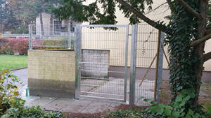 Customizable Outdoor Flat Top Fence with Galvanized <strong>Steel</strong> Pipe Post <strong>Rail</strong> Wrought Iron Zinc <strong>Steel</strong> Sustainable Flat Top Fencing - Product Image 5