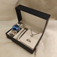 Gohuos 8807 Ensemble Classique 5 Pièces : Collier Croix, Bague, Chaîne, Bracelet, Montre Homme de Luxe Lumineuse et Étanche avec Coffret en Cuir Haut de Gamme