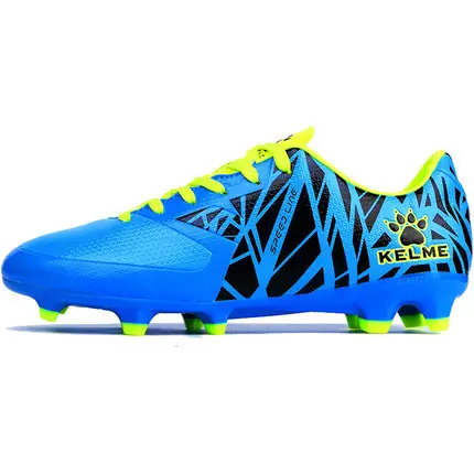 KELME Kid's Soccer Shoes Indoor Football Boots Original Men TF White Soccer Cleats Professional ChildrenSoccer Futsals Sneakers