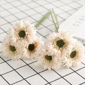 Künstliche 3 Branch Ball Chrysanthemen strauß Künstliche Blumen 26cm Seide Gerberas Chrysanthemen zum Muttertag - Product Image 3
