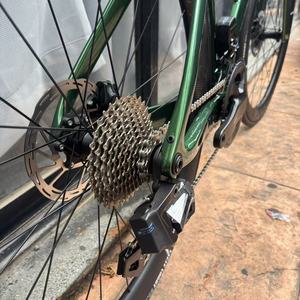 Bicicleta de Carretera Aero de Fibra de Carbono Elec Shifters OEM KOZO 2, 700C, 24 Velocidades, Frenos de Disco Hidráulicos, Ligera, KOZO2-Wheeltop ----- AL - Product Image 6