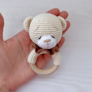 Häkelmuster für einen niedlichen Teddybär, <span class=keywords><strong>PDF</strong></span>-Rasselbär-Beißring, Bär-Stofftier, Geschenk für Neugeborene - Product Image 5