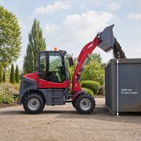 Mini-chargeuse frontale directe usine, capacité de charge 800 kg, petite chargeuse sur pneus pour projets de cour