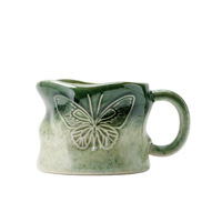 Mug à café en céramique 3D avec papillon en relief, glaçure dégradée, bord ondulé, vaisselle rustique faite à la main, plusieurs couleurs disponibles