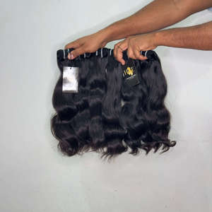 Extensiones de Cabello Natural Ondulado, Cabello Humano Virgen Indio con Cutícula Alineada, Rizado sin Procesar, en Paquetes para Mujeres - Product Image 1