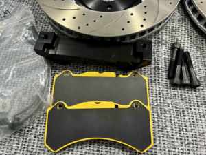 Pièces détachées automobiles <span class=keywords><strong>Break</strong></span> Caliper Rotor Big Brake Kit pour 2016 Volkswagen <span class=keywords><strong>Golf</strong></span> <span class=keywords><strong>R</strong></span> - Product Image 5